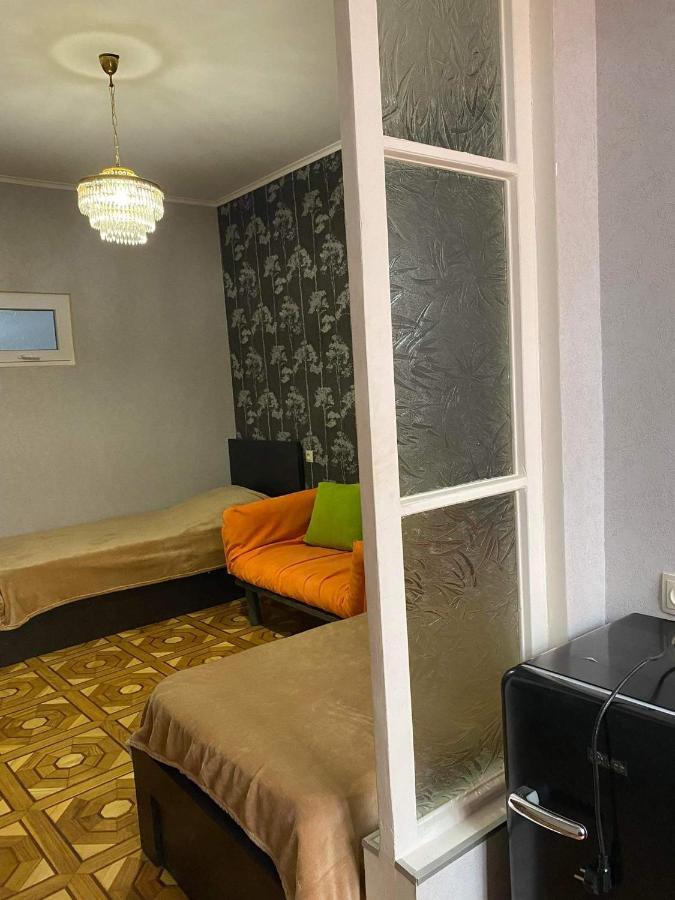 Дом 8 Apartment Tbilisi Bagian luar foto