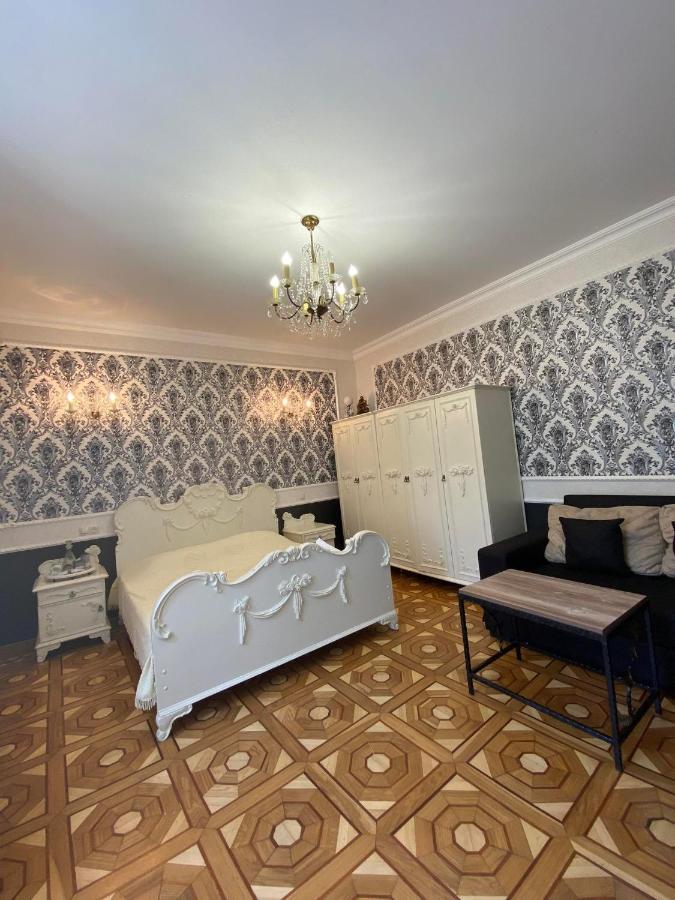 Дом 8 Apartment Tbilisi Bagian luar foto